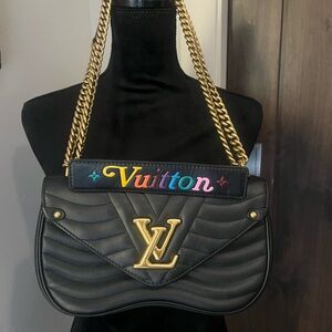 Louis Vuitton New Wave Chain Bag PM EUC barely used!